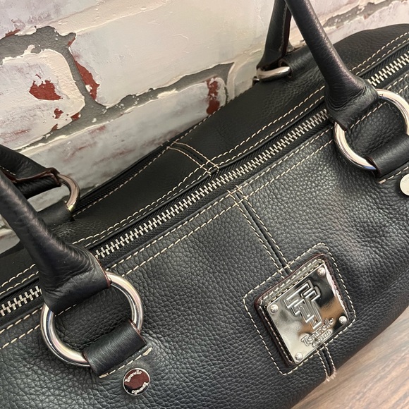 Tignanello Black Leather Shoulder Bag - Picture 3 of 12